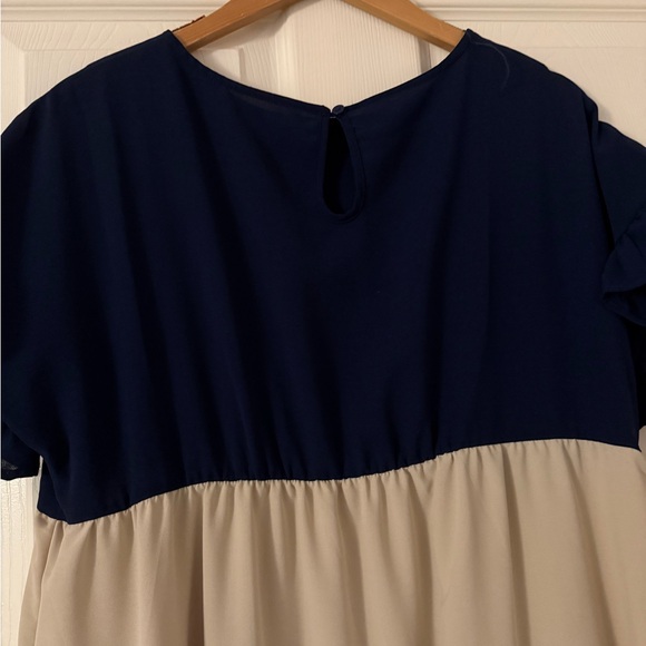 Boutique Dress - Picture 2 of 4